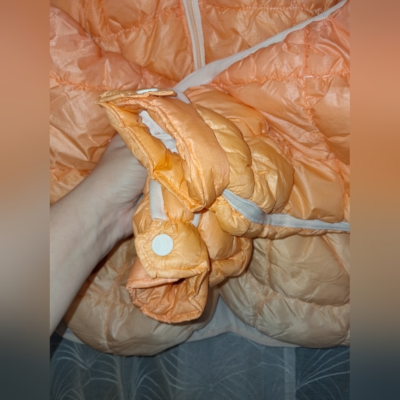 Free People Movement brand Wmns sz small, scrunchy glossy Pippa packable puffer - Picture 4 of 10